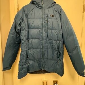 Women’s outdoor research super alpine parka